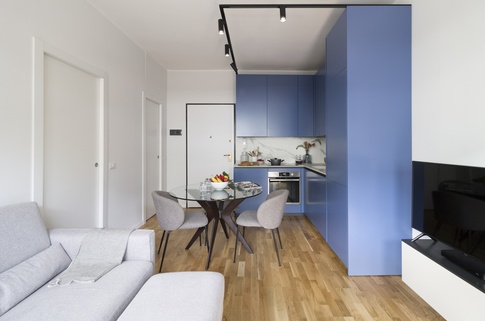 Open Space in stile contemporaneo di 25 di induestudio