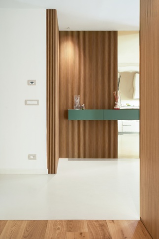 Ingresso in stile contemporaneo di 5 di Alessio Vittori | Creative Design Studio