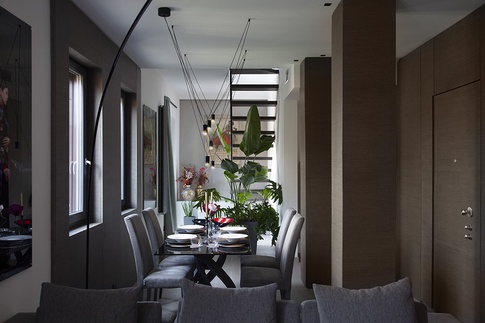 Soggiorno in stile contemporaneo di 45 di Elena Russo Interiors