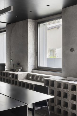Studio in stile industriale di 40 di Moroni Architettura 2.0 Studio in stile industriale di 40 di Moroni Architettura 2.0