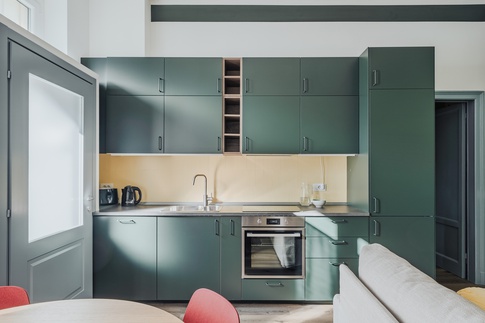 Open Space in stile contemporaneo di 19 di Annalisa Carli Architetto