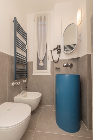 Camera da Letto in stile urban di 13 di Valentina Solera Architetto Camera da Letto in stile urban di 13 di Valentina Solera Architetto