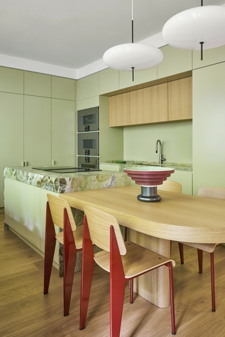 Cucina in stile contemporaneo di 25 di NOMADE ARCHITETTURA