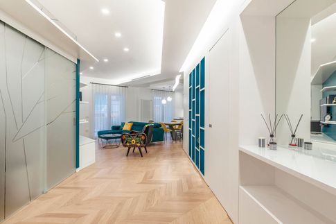 Open Space in stile eclettico di 55 di Pucciarelli Architetti