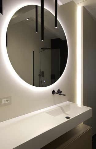 Bagno in stile moderno di 5 di MICHELE VOLPI STUDIO INTERIOR DESIGN