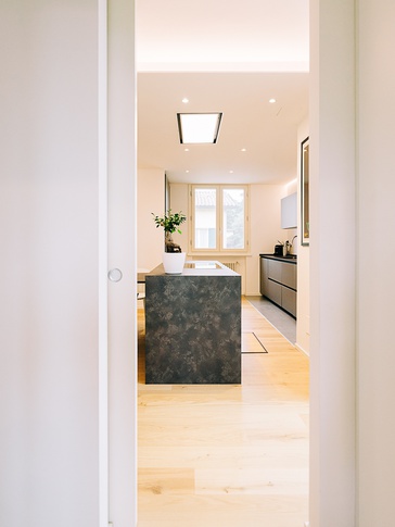 Open Space in stile moderno di 48 di COBE architetti