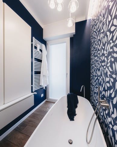 Bagno in stile contemporaneo di 6 di Annalisa Carli Architetto Bagno in stile contemporaneo di 6 di Annalisa Carli Architetto