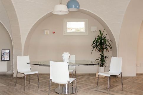 Sala da Pranzo in stile moderno di 20 di SaturninoStudio Architecture and Design