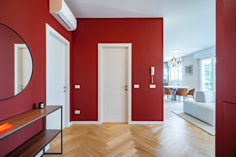 Ingresso in stile contemporaneo di 15 di Gianluca Chiocca Interior Design Studio Ingresso in stile contemporaneo di 15 di Gianluca Chiocca Interior Design Studio