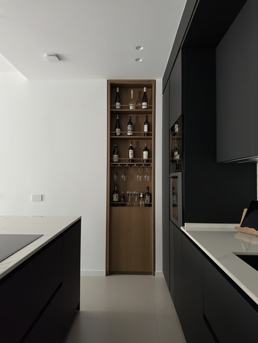 Open Space in stile contemporaneo di 40 di Areadieci architettura Open Space in stile contemporaneo di 40 di Areadieci architettura