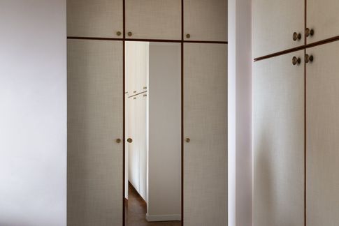 Camera da Letto in stile contemporaneo di 20 di Studio Cava