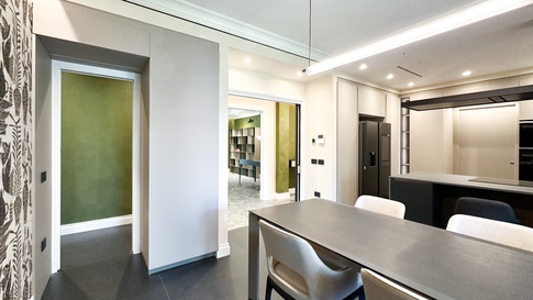 Cucina in stile eclettico di 35 di Studio Gaetano Riccardelli Cucina in stile eclettico di 35 di Studio Gaetano Riccardelli