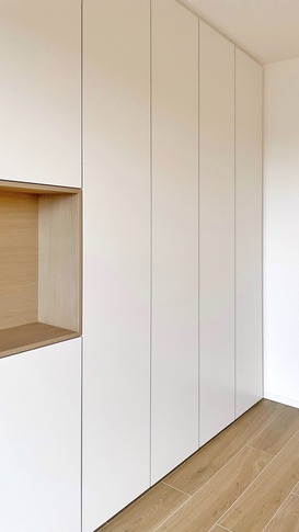 Camera da Letto in stile minimal di 14 di LIT-ARCHITECTS