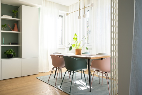 Soggiorno in stile contemporaneo di 33 di Storie Design Studio