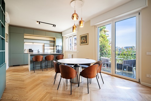 Open Space in stile contemporaneo di 45 di Gianluca Chiocca Interior Design Studio Open Space in stile contemporaneo di 45 di Gianluca Chiocca Interior Design Studio