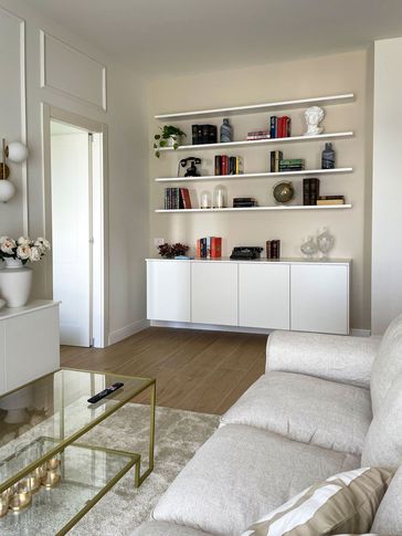 Open Space in stile contemporaneo di 25 di Silvia Aquilani . Design studio