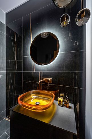 Bagno in stile contemporaneo di 7 di ZPSTUDIO