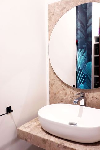 Bagno in stile eclettico di 8 di FLUSSO ~ Studio di Micol Zarola