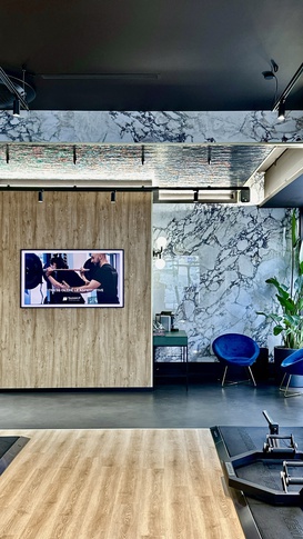 Open Space in stile glamour di 140 di SEGNI STUDIO