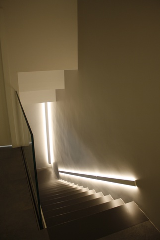 Soggiorno in stile contemporaneo di 50 di Stefano Bergami studio interior design