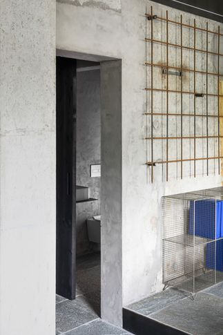 Studio in stile industriale di 40 di Moroni Architettura 2.0 Studio in stile industriale di 40 di Moroni Architettura 2.0