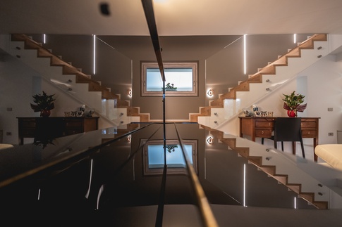 Soggiorno in stile moderno di 35 di Architetto Zavagnini Daniele