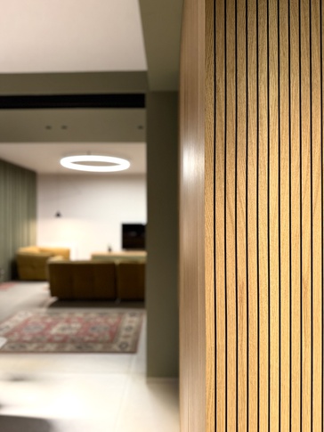 Soggiorno in stile contemporaneo di 30 di Giuseppe Palermo architetto (Soqquadro architetti)
