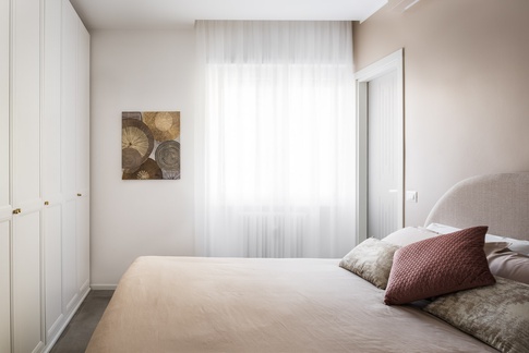 Camera da Letto in stile contemporaneo di 14 di Fm Atelier Ristrutturazioni