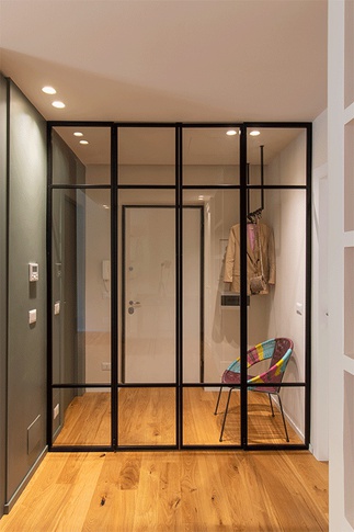 Ingresso in stile contemporaneo di 3 di Gambino Flamini | architetti