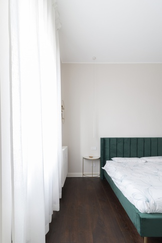 Camera da Letto in stile contemporaneo di 16 di induestudio Camera da Letto in stile contemporaneo di 16 di induestudio