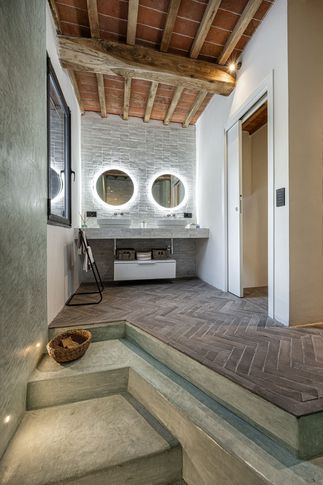 Bagno in stile contemporaneo di 10 di Nauraleverticale Bagno in stile contemporaneo di 10 di Nauraleverticale