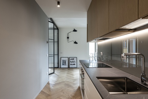 Cucina in stile contemporaneo di 7 di TGA_Studio