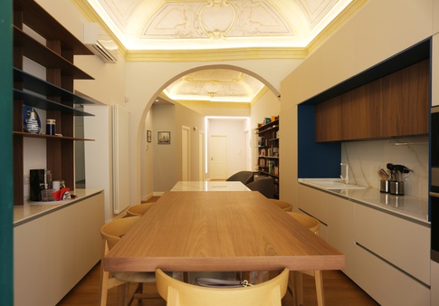 Cucina in stile contemporaneo di 22 di Carla Gatto Architetto