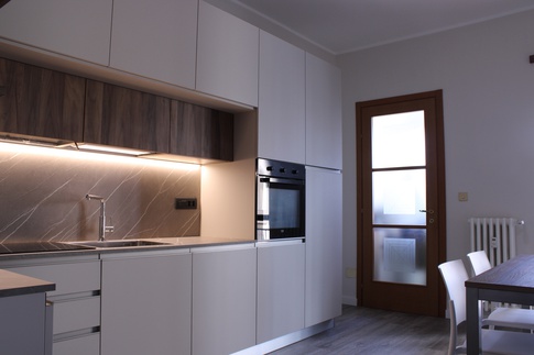 Cucina in stile moderno di 24 di Chiara Colucci Interior Designer