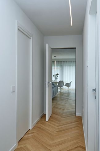 Open Space in stile contemporaneo di 62 di DQA Studio di architettura