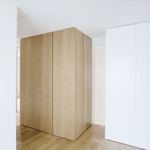 Ingresso in stile scandinavo di 5 di ellevuelle architetti