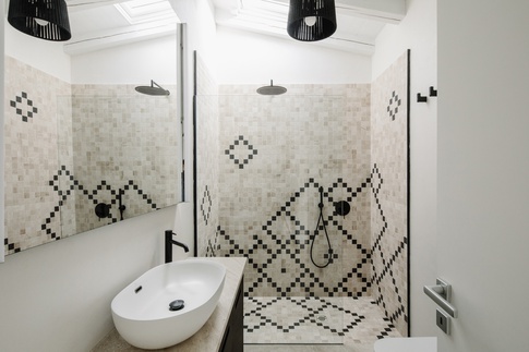 Bagno in stile mediterraneo di 5 di Tramas