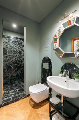 Bagno in stile contemporaneo di 5 di Arky’Studio srl Bagno in stile contemporaneo di 5 di Arky’Studio srl