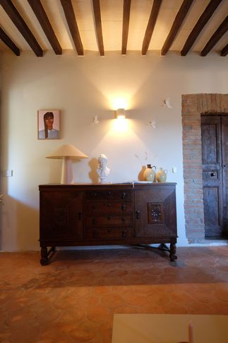 Soggiorno in stile contemporaneo di 32 di Nauraleverticale Soggiorno in stile contemporaneo di 32 di Nauraleverticale