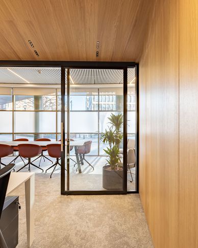 Open Space in stile contemporaneo di 55 di Frame Farm - Architecture & Design Open Space in stile contemporaneo di 55 di Frame Farm - Architecture & Design
