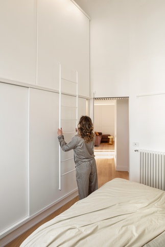 Camera da Letto in stile contemporaneo di 15 di VALENTINA AUTIERO architecture │ interiors │ design projects Camera da Letto in stile contemporaneo di 15 di VALENTINA AUTIERO architecture │ interiors │ design projects