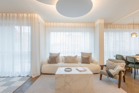Soggiorno in stile moderno di 17 di Living Home Design