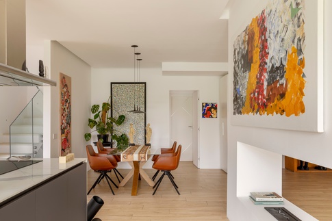 Soggiorno in stile contemporaneo di 65 di Caterina Scamardella Architetto