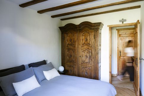 Camera da Letto in stile rustico di 8 di Paper Plane design