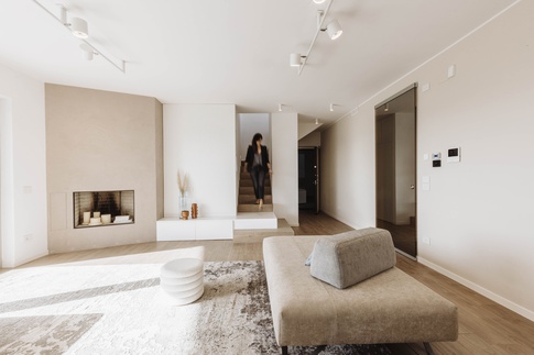 Open Space in stile contemporaneo di 50 di SMartSTUDIO