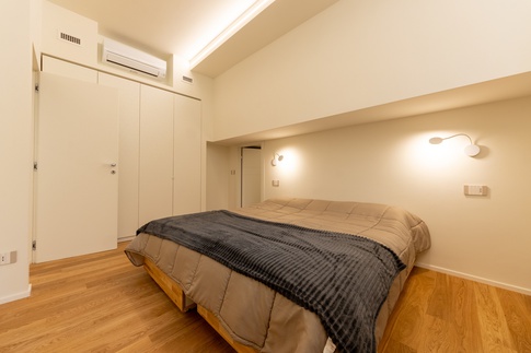 Camera da Letto in stile contemporaneo di 14 di Agostinelli Architetti - Green Interior Design Camera da Letto in stile contemporaneo di 14 di Agostinelli Architetti - Green Interior Design