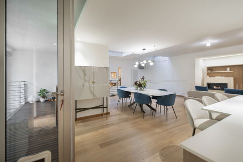 Open Space in stile contemporaneo di 65 di Bossi Vigorito Building Interior Open Space in stile contemporaneo di 65 di Bossi Vigorito Building Interior