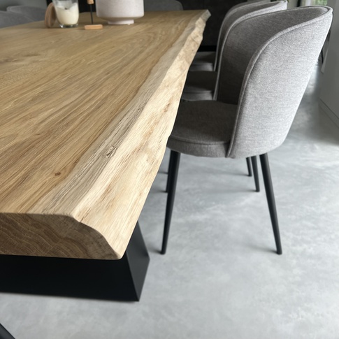 Sala da Pranzo in stile minimal di 70 di Diletta Castagna Studio