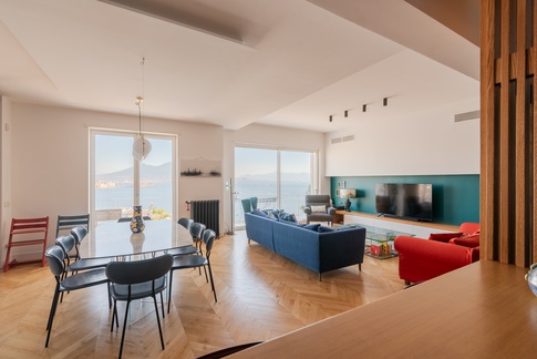 Open Space in stile contemporaneo di 65 di Rossella Fiorillo architetto