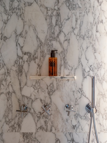 Bagno in stile contemporaneo di 13 di EmmePi Architettura